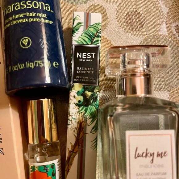 Scent-sational bundle of brand name scents - Picture 8 of 9